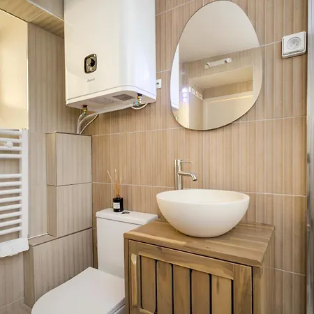 Charming Hideaway In Saint-germain شقة