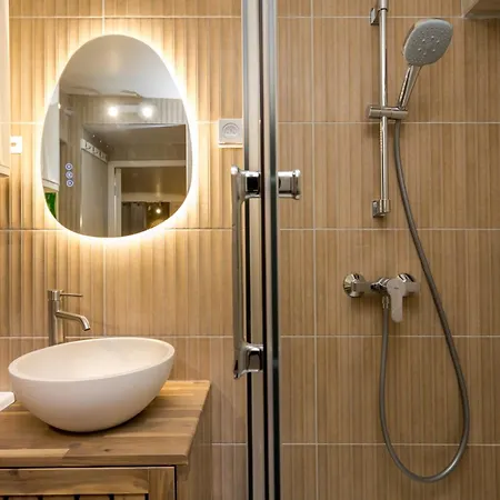 Charming Hideaway In Saint-germain شقة